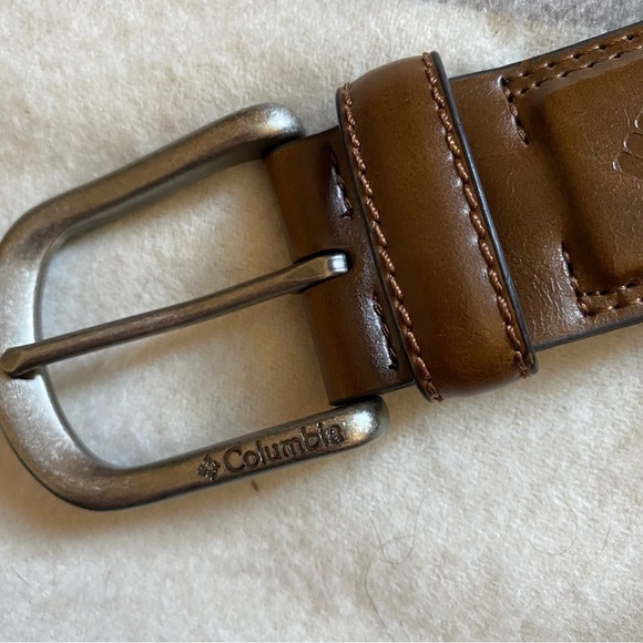 Columbia Men's Brown Leather Belt Size 42 - Picture 3 of 7